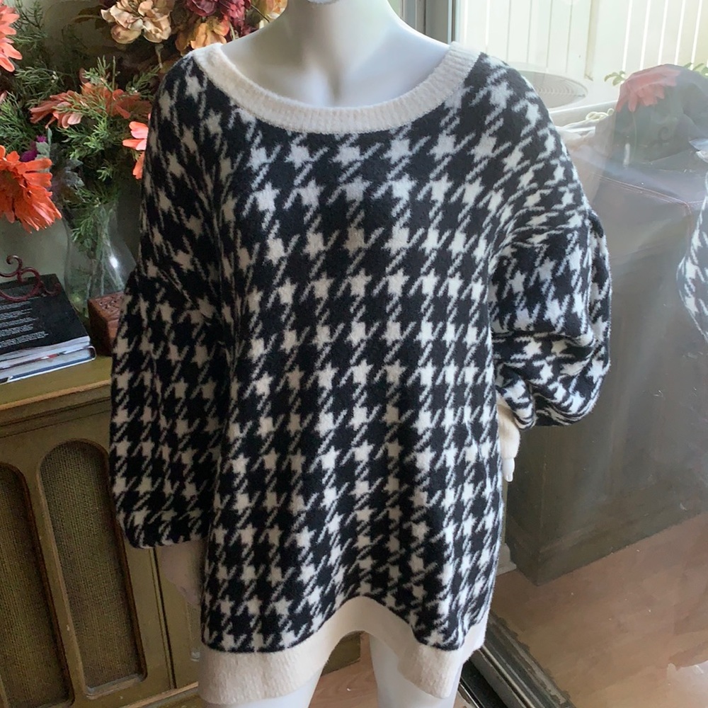 Loft Plus Houndstooth Sweater